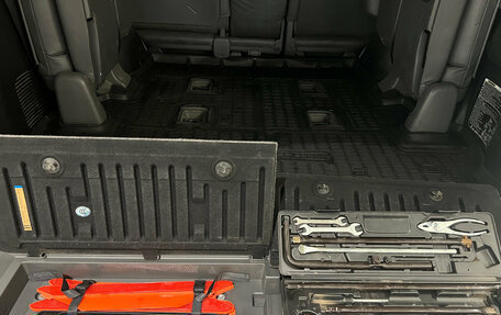 Toyota Land Cruiser 200, 2010 год, 2 699 000 рублей, 25 фотография