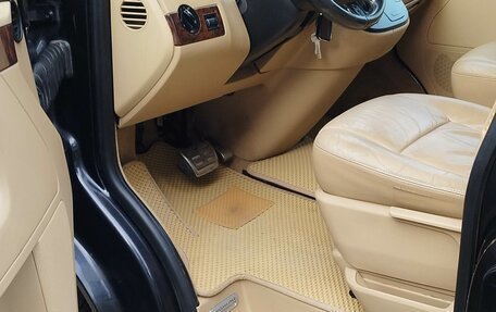 Volkswagen Multivan T5, 2004 год, 1 590 000 рублей, 11 фотография