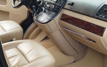 Volkswagen Multivan T5, 2004 год, 1 590 000 рублей, 15 фотография