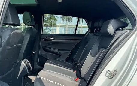 Volkswagen Golf VIII, 2021 год, 1 780 143 рублей, 19 фотография