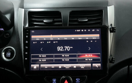 Hyundai Solaris II рестайлинг, 2015 год, 989 000 рублей, 16 фотография