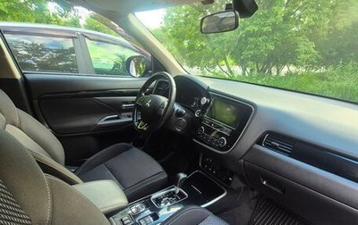 Mitsubishi Outlander III рестайлинг 3, 2018 год, 2 500 000 рублей, 1 фотография