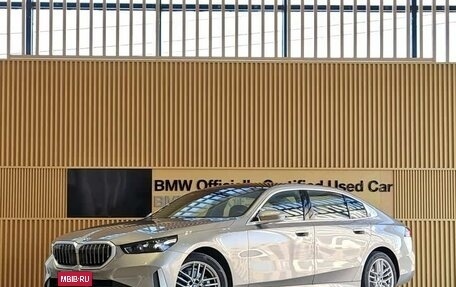 BMW 5 серия, 2025 год, 6 080 000 рублей, 1 фотография