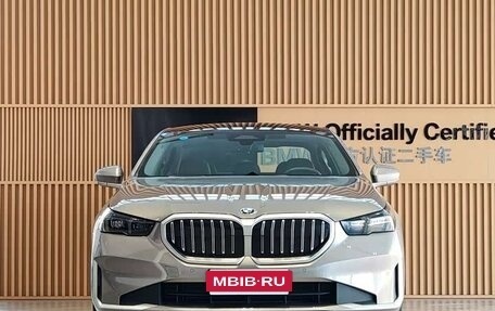 BMW 5 серия, 2025 год, 6 080 000 рублей, 2 фотография