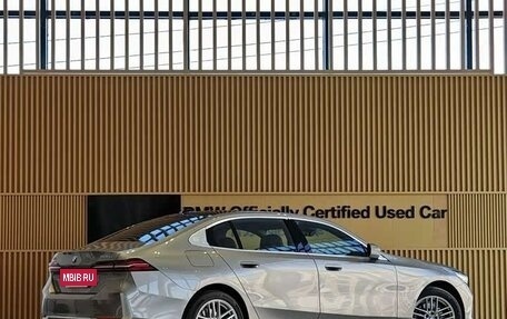 BMW 5 серия, 2025 год, 6 080 000 рублей, 3 фотография