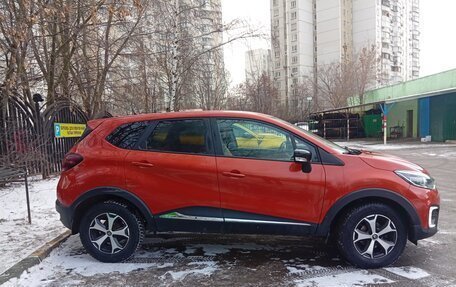 Renault Kaptur I рестайлинг, 2018 год, 1 050 000 рублей, 4 фотография