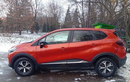 Renault Kaptur I рестайлинг, 2018 год, 1 050 000 рублей, 5 фотография