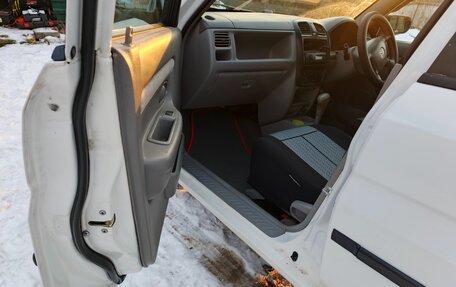 Mazda Demio III (DE), 2001 год, 250 000 рублей, 8 фотография