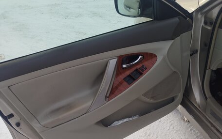 Toyota Camry, 2008 год, 940 000 рублей, 4 фотография