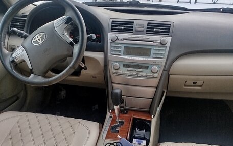 Toyota Camry, 2008 год, 940 000 рублей, 8 фотография