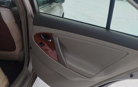 Toyota Camry, 2008 год, 940 000 рублей, 9 фотография