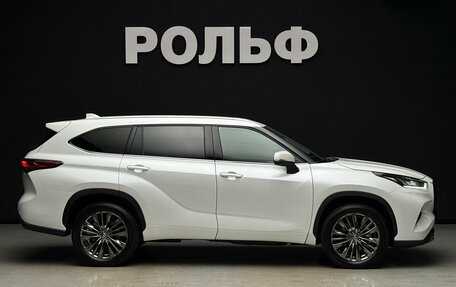 Toyota Highlander, 2025 год, 6 150 000 рублей, 5 фотография