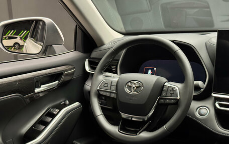 Toyota Highlander, 2025 год, 6 150 000 рублей, 10 фотография