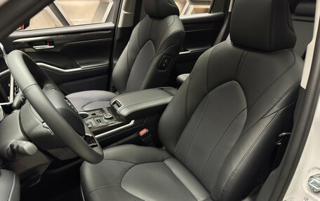 Toyota Highlander, 2025 год, 6 150 000 рублей, 13 фотография