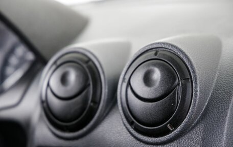 Dacia Logan I, 2009 год, 568 000 рублей, 25 фотография