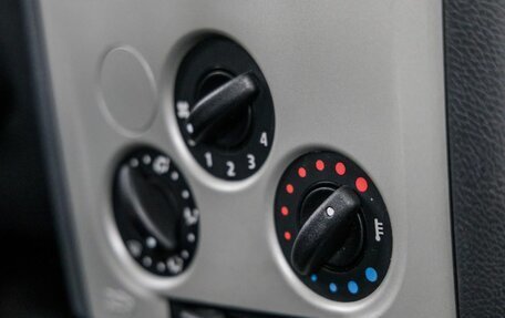 Dacia Logan I, 2009 год, 568 000 рублей, 28 фотография