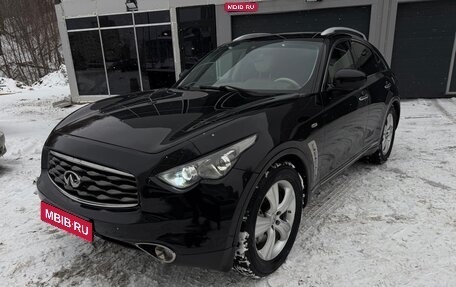 Infiniti FX II, 2011 год, 1 850 000 рублей, 1 фотография