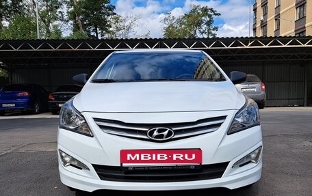 Hyundai Solaris II рестайлинг, 2014 год, 1 120 000 рублей, 3 фотография