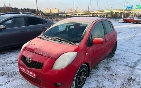 Toyota Yaris III рестайлинг, 2008 год, 499 000 рублей, 1 фотография