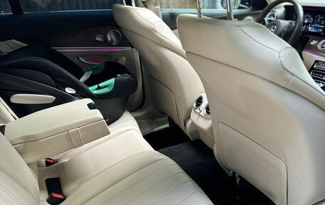 Mercedes-Benz E-Класс, 2017 год, 3 290 000 рублей, 11 фотография