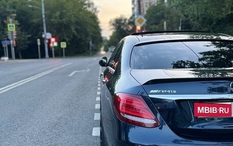 Mercedes-Benz E-Класс, 2017 год, 3 290 000 рублей, 5 фотография