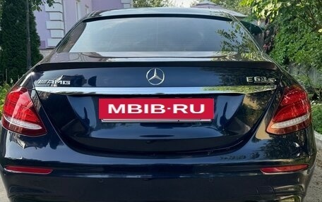 Mercedes-Benz E-Класс, 2017 год, 3 290 000 рублей, 7 фотография