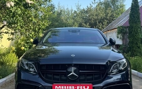 Mercedes-Benz E-Класс, 2017 год, 3 290 000 рублей, 6 фотография