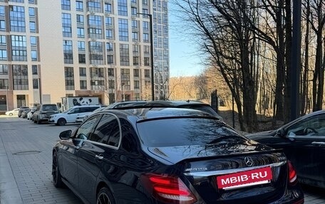 Mercedes-Benz E-Класс, 2017 год, 3 290 000 рублей, 19 фотография