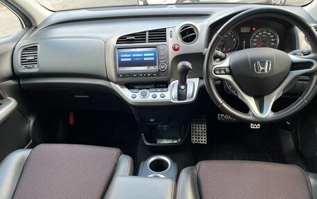 Honda Stream II, 2013 год, 1 140 111 рублей, 10 фотография