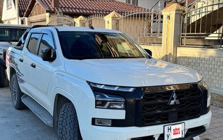 Mitsubishi L200, 2024 год, 4 950 000 рублей, 2 фотография