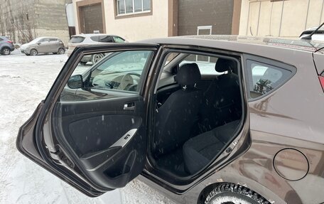 Hyundai Solaris II рестайлинг, 2015 год, 900 000 рублей, 14 фотография