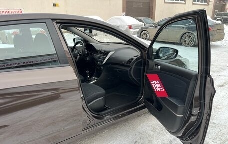 Hyundai Solaris II рестайлинг, 2015 год, 900 000 рублей, 8 фотография