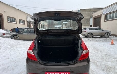 Hyundai Solaris II рестайлинг, 2015 год, 900 000 рублей, 5 фотография