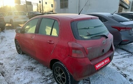 Toyota Yaris III рестайлинг, 2008 год, 499 000 рублей, 4 фотография