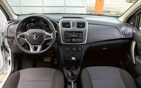 Renault Logan II, 2021 год, 855 000 рублей, 16 фотография
