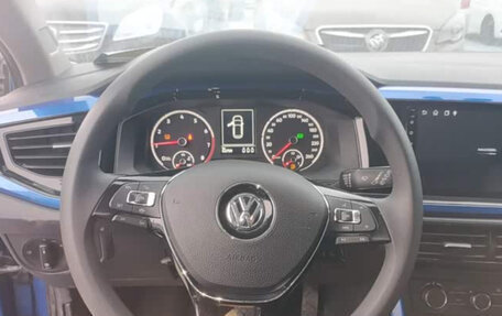 Volkswagen Polo, 2022 год, 1 280 000 рублей, 7 фотография