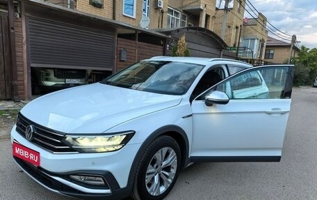 Volkswagen Passat B8 рестайлинг, 2019 год, 2 900 000 рублей, 1 фотография