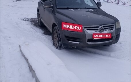 Volkswagen Touareg III, 2009 год, 1 300 000 рублей, 1 фотография