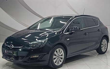 Opel Astra J, 2011 год, 595 000 рублей, 1 фотография