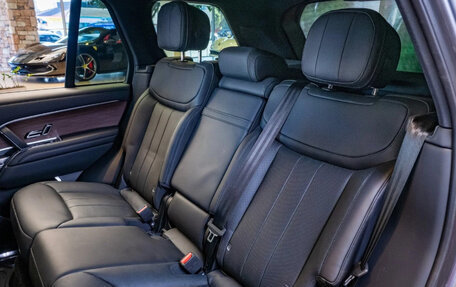 Land Rover Range Rover IV рестайлинг, 2024 год, 15 720 500 рублей, 11 фотография