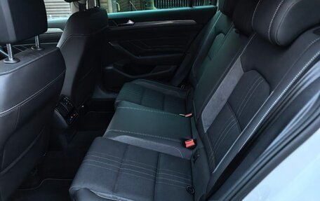 Volkswagen Passat B8 рестайлинг, 2019 год, 2 900 000 рублей, 7 фотография