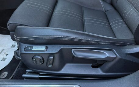 Volkswagen Passat B8 рестайлинг, 2019 год, 2 900 000 рублей, 6 фотография