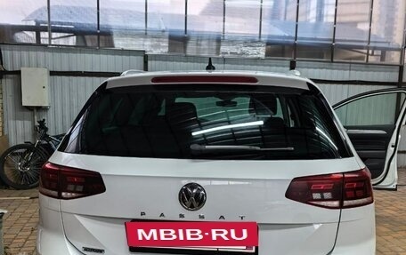 Volkswagen Passat B8 рестайлинг, 2019 год, 2 900 000 рублей, 4 фотография