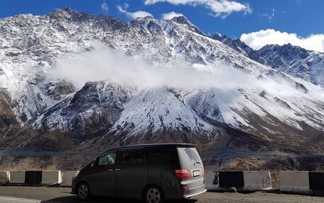 Toyota Alphard III, 2005 год, 1 750 000 рублей, 10 фотография