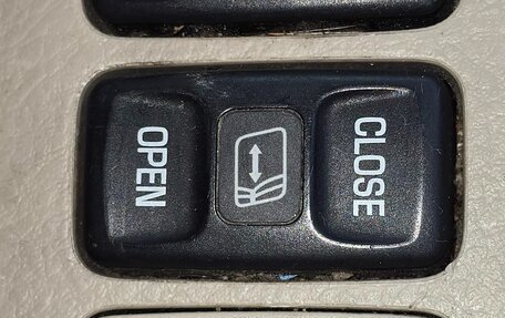 Toyota Alphard III, 2005 год, 1 750 000 рублей, 17 фотография