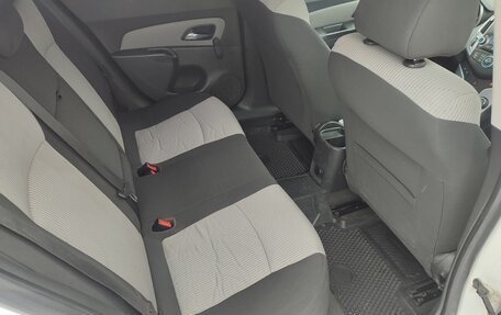 Chevrolet Cruze II, 2013 год, 750 000 рублей, 13 фотография