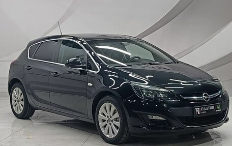Opel Astra J, 2011 год, 595 000 рублей, 3 фотография