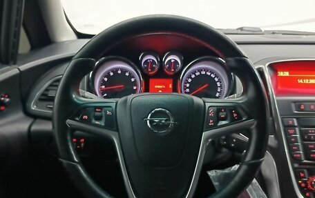 Opel Astra J, 2011 год, 595 000 рублей, 11 фотография