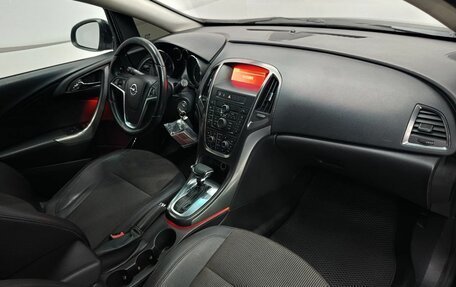 Opel Astra J, 2011 год, 595 000 рублей, 14 фотография