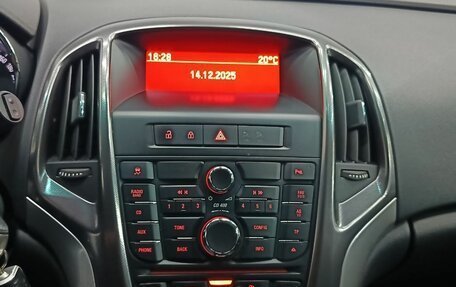 Opel Astra J, 2011 год, 595 000 рублей, 13 фотография